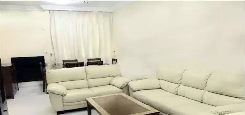 Wohn Klaar eigendom 2 Schlafzimmer F/F Wohnung  zu vermieten in Al Sadd , Doha #11311 - 1  image 