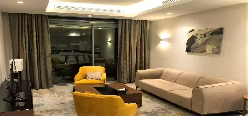 Résidentiel Propriété prête 1 chambre F / F Appartement  a louer au Al-Sadd , Doha #11378 - 1  image 
