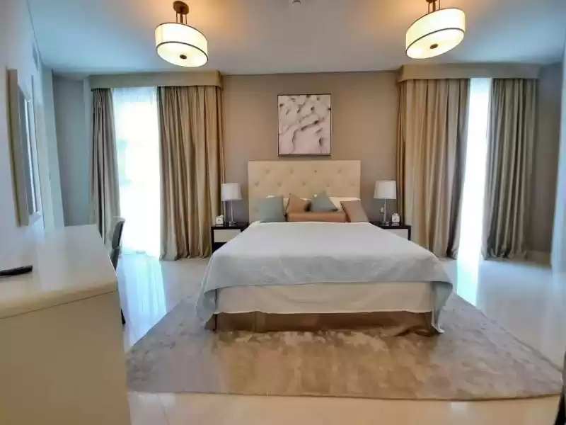 Residential Ready Property 2 Bedrooms F/F Apartment  for rent in Al Sadd , Doha #11413 - 1  image 