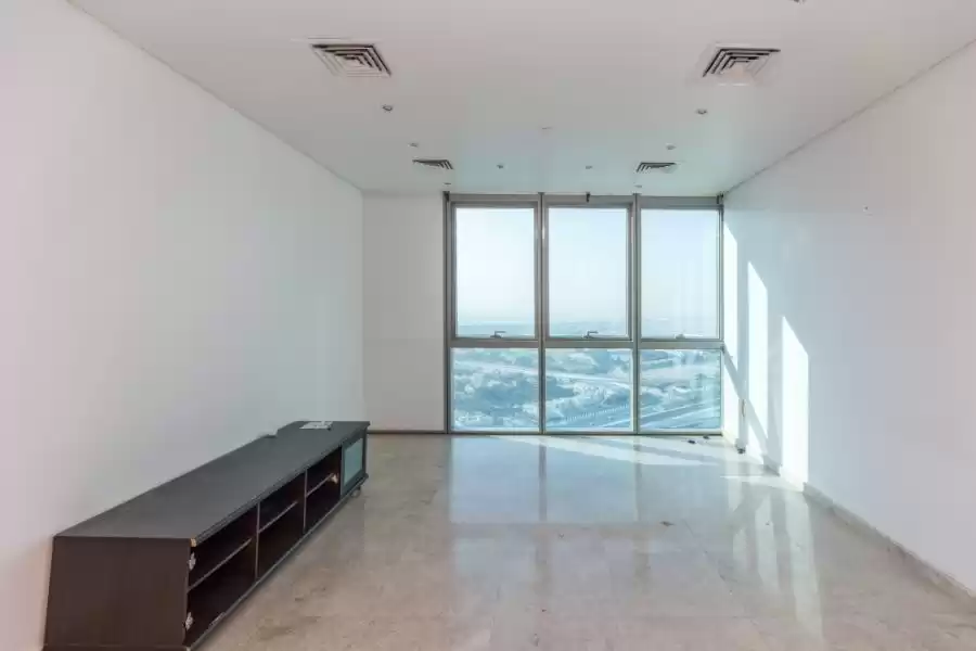 Wohn Klaar eigendom 2 + Magd Schlafzimmer F/F Wohnung  zu vermieten in Al Sadd , Doha #11422 - 1  image 