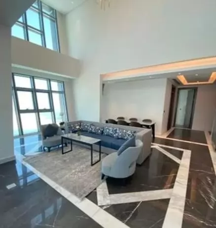 Résidentiel Propriété prête 5 + femme de chambre S / F Duplex  a louer au Al-Sadd , Doha #11435 - 1  image 