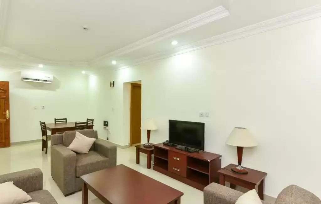 Wohn Klaar eigendom 3 Schlafzimmer F/F Wohnung  zu vermieten in Al Sadd , Doha #11438 - 1  image 