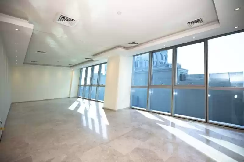 Residential Ready Property 3 Bedrooms U/F Apartment  for rent in Al Sadd , Doha #11450 - 1  image 
