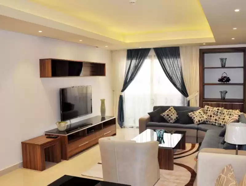 Wohn Klaar eigendom 3 Schlafzimmer F/F Wohnung  zu vermieten in Al Sadd , Doha #11478 - 1  image 