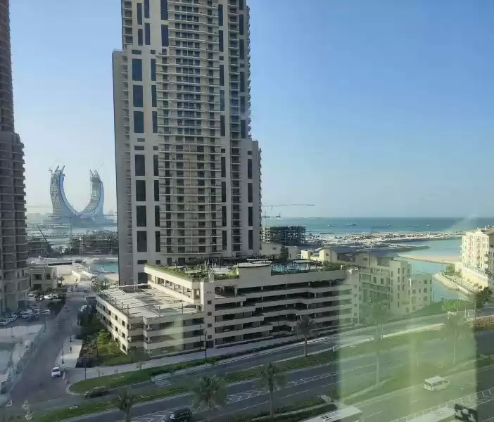 Résidentiel Propriété prête 2 chambres S / F Appartement  a louer au Al-Sadd , Doha #11540 - 1  image 