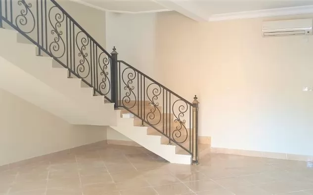 Residential Ready Property 7 Bedrooms U/F Villa in Compound  for rent in Umm Salal Mohamed , Doha-Qatar #11557 - 1  image 