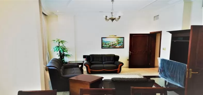 Residential Property 3 Bedrooms F/F Apartment  for rent in Fereej-Bin-Mahmoud , Doha-Qatar #11576 - 1  image 