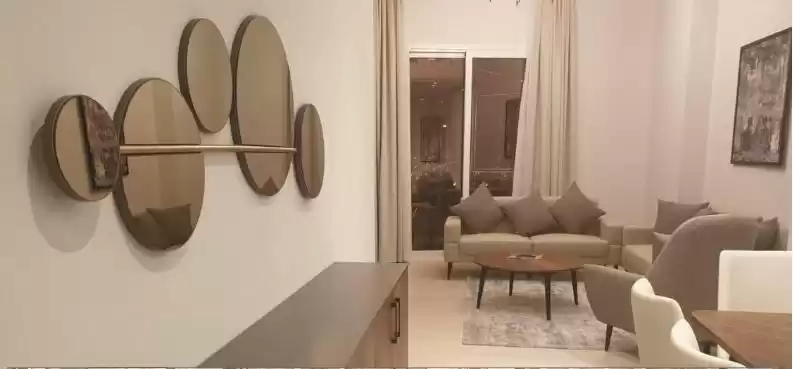 Résidentiel Propriété prête 1 chambre F / F Appartement  a louer au Al-Sadd , Doha #11595 - 1  image 