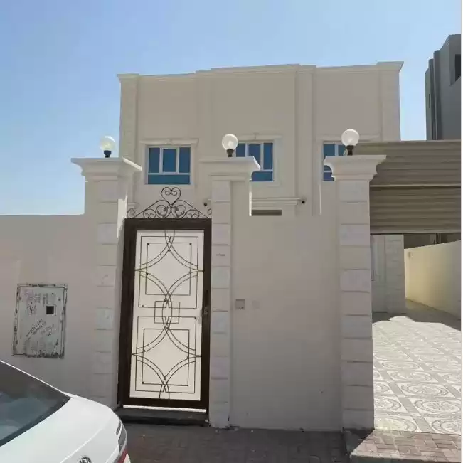 Жилой Готовая недвижимость 6 спален Н/Ф Отдельная вилла  в аренду в Доха #11602 - 1  image 