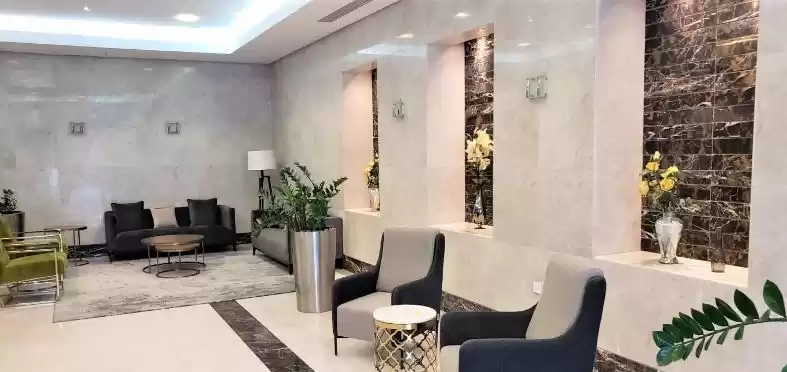 Résidentiel Propriété prête 2 chambres S / F Appartement  a louer au Al-Sadd , Doha #11614 - 1  image 