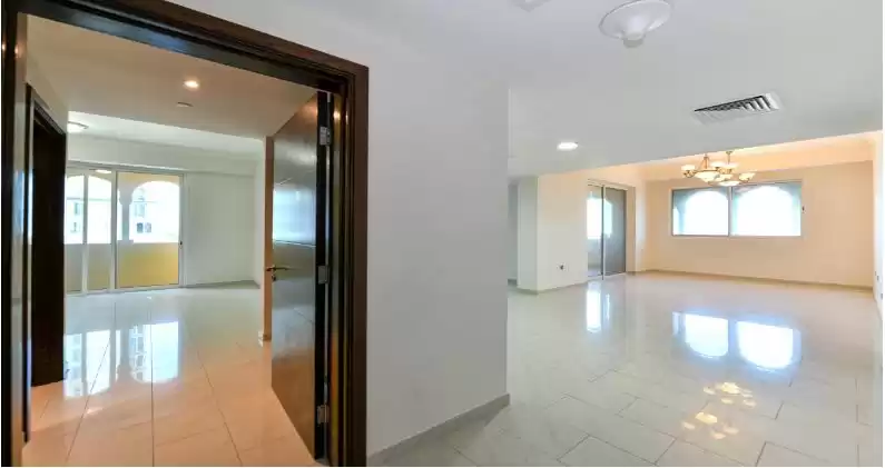 yerleşim Hazır Mülk 2 yatak odası S/F Apartman  kiralık içinde Al Sadd , Doha #11698 - 1  image 