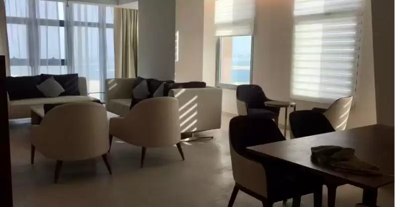 yerleşim Hazır Mülk 2 yatak odası F/F Apartman  kiralık içinde Al Sadd , Doha #11718 - 1  image 