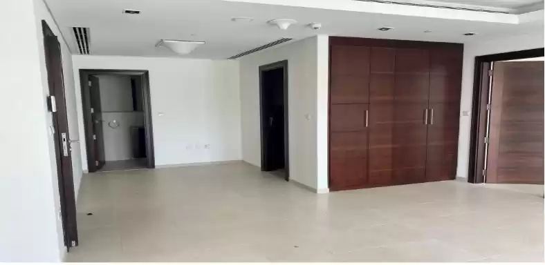 Résidentiel Propriété prête 1 chambre U / f Appartement  a louer au Al-Sadd , Doha #11723 - 1  image 