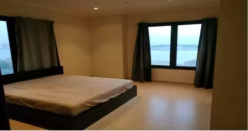 Résidentiel Propriété prête 2 chambres S / F Appartement  a louer au Al-Sadd , Doha #11724 - 1  image 