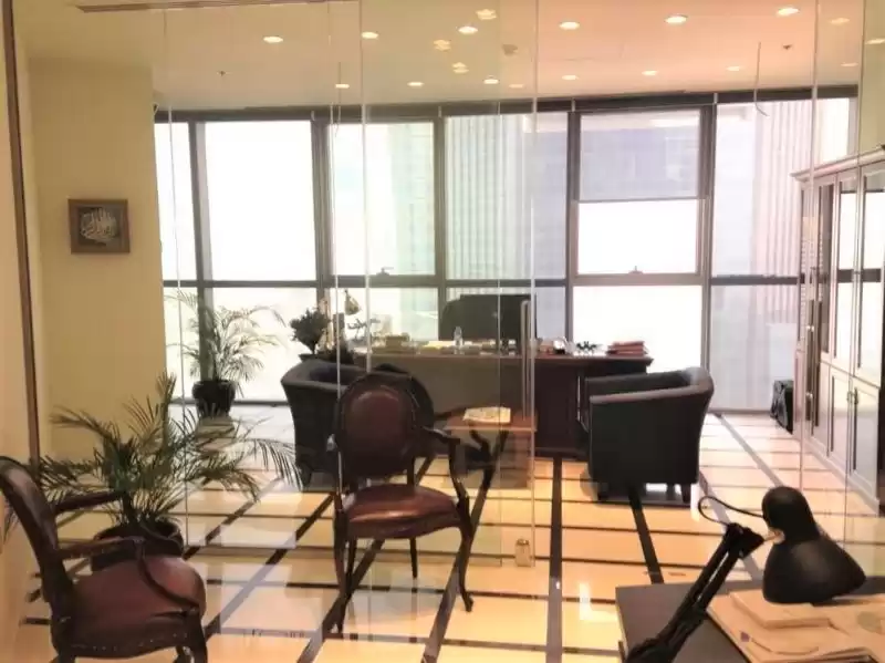 商业的 就绪物业 楼/楼 办公室  出售 在 萨德 , 多哈 #11751 - 1  image 