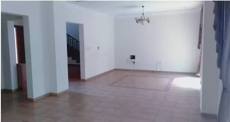 Residential Ready Property 3 Bedrooms S/F Villa in Compound  for rent in Al Sadd , Doha #11911 - 1  image 
