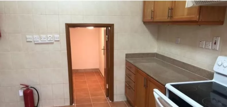 Residential Ready Property 4 Bedrooms U/F Villa in Compound  for rent in Doha-Qatar #11915 - 1  image 