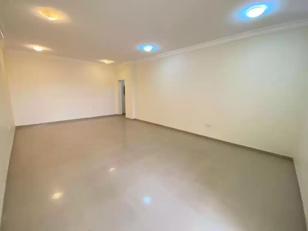 Residential Ready Property 2 Bedrooms U/F Apartment  for rent in Al Sadd , Doha #11970 - 1  image 