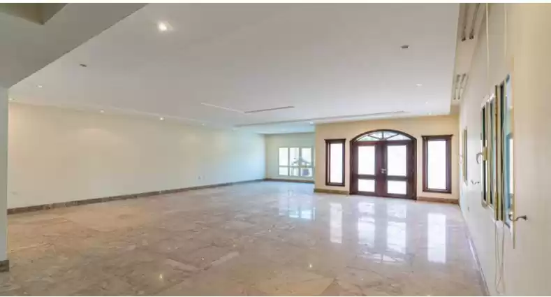 Résidentiel Propriété prête 6 chambres U / f Villa autonome  a louer au Al-Sadd , Doha #11991 - 1  image 