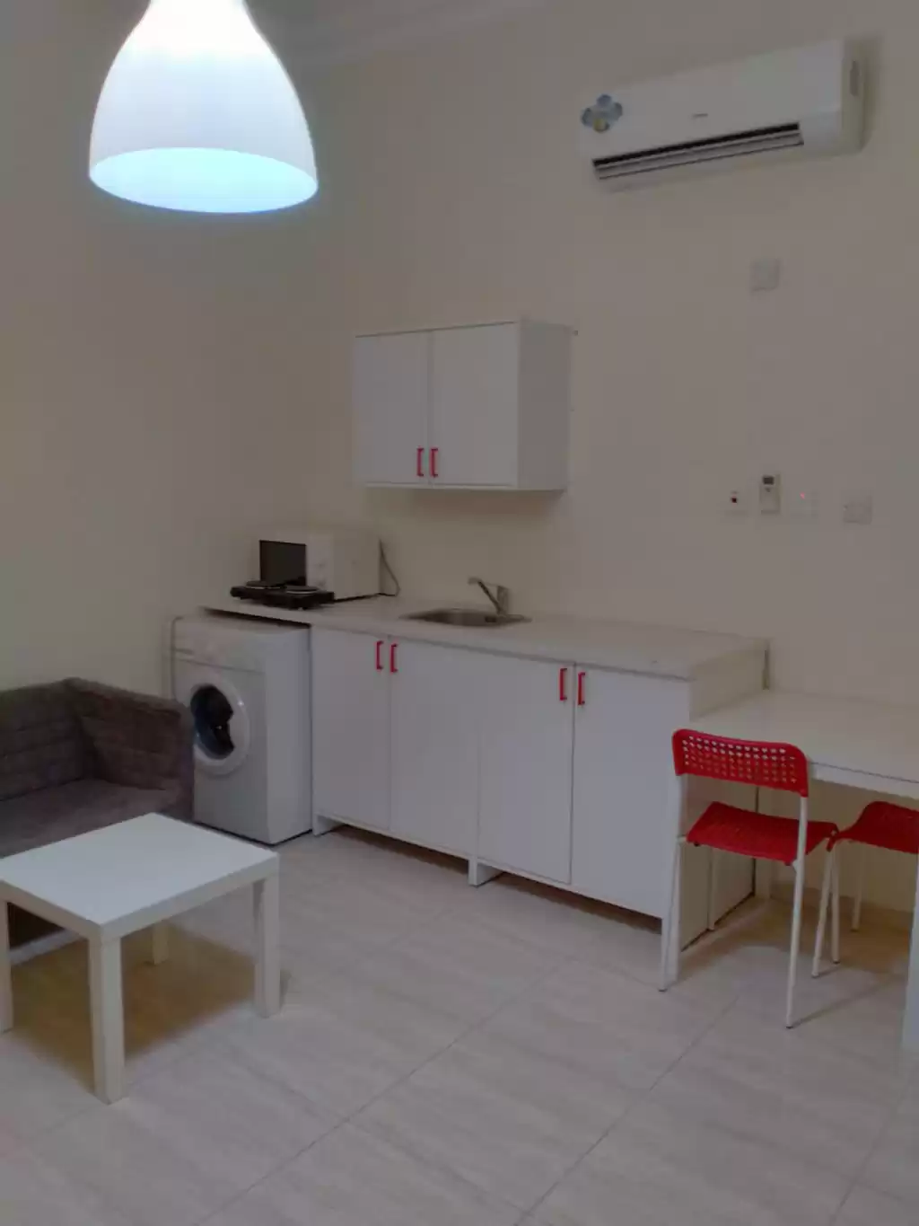 Résidentiel Propriété prête Studio F / F Appartement  a louer au Doha #12006 - 1  image 