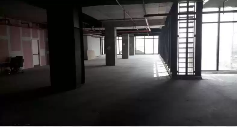 Commercial Propriété prête U / f Bureau  a louer au Al-Sadd , Doha #12111 - 1  image 