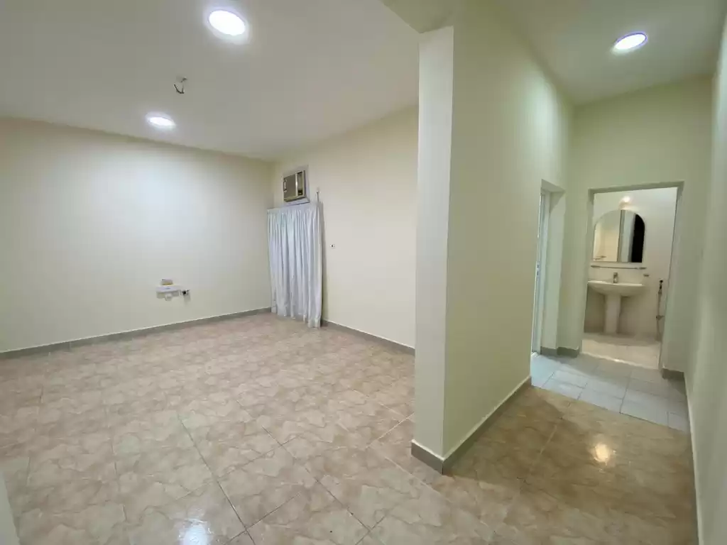 سكني عقار جاهز 2 غرف  غير مفروش شقة  للإيجار في السد , الدوحة #12176 - 1  صورة 