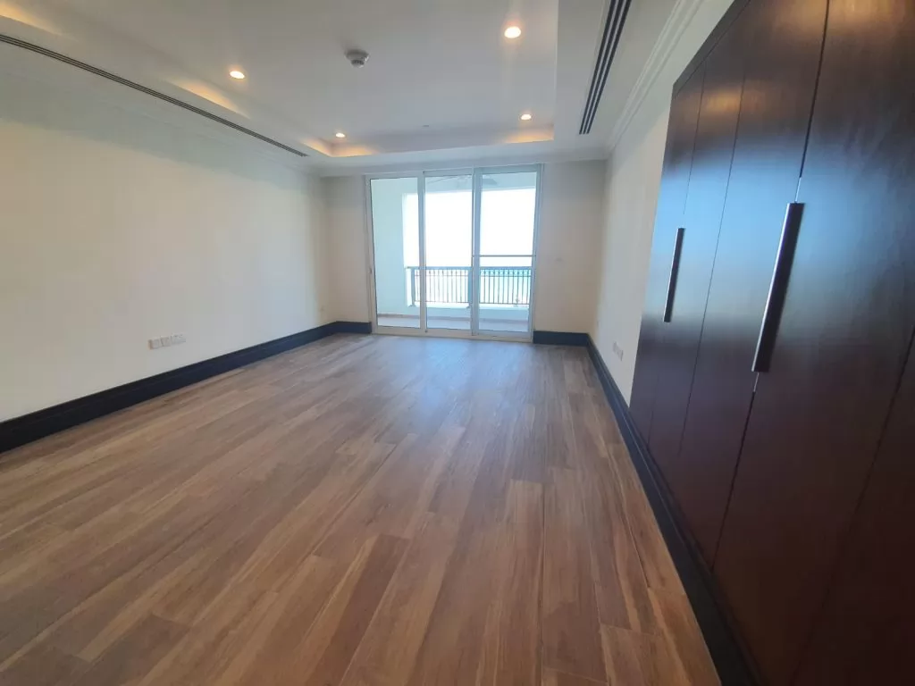 Residential Ready Property Studio S/F Apartment  for rent in Al Sadd , Doha #12246 - 1  image 