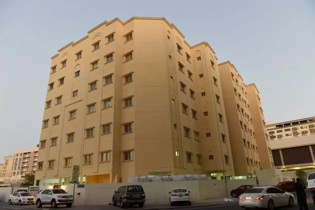 住宅 就绪物业 2 间卧室 楼/楼 公寓  出租 在 萨德 , 多哈 #12254 - 1  image 