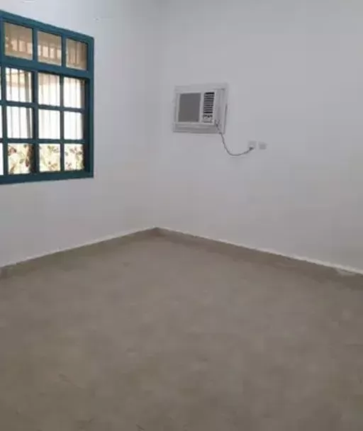 Residential Ready Property 1 Bedroom U/F Apartment  for rent in Doha-Qatar #12256 - 1  image 