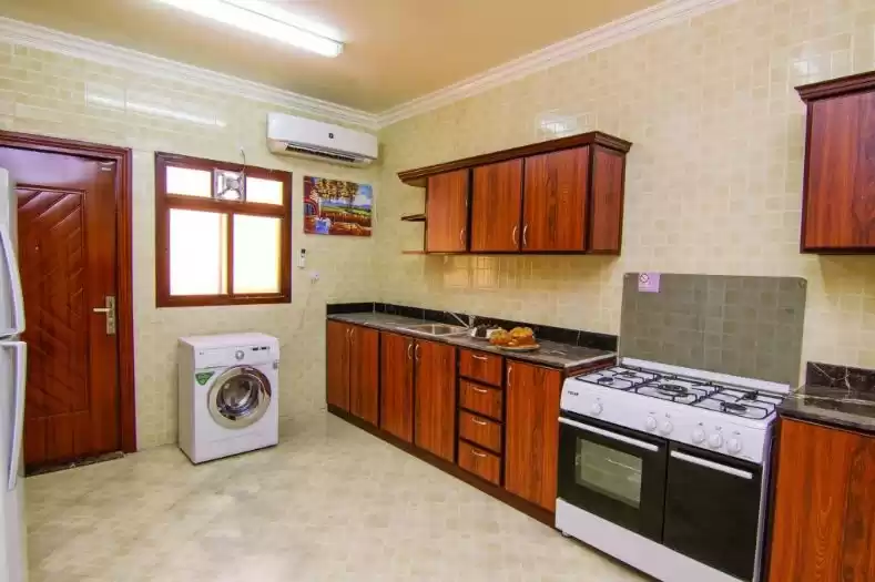 Residential Ready Property 4 Bedrooms F/F Standalone Villa  for rent in Al Sadd , Doha #12305 - 1  image 