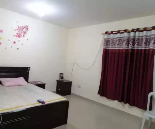 Residential Ready Property Studio F/F Apartment  for rent in Al Sadd , Doha #12370 - 1  image 