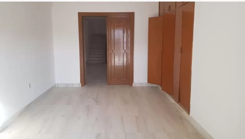 Residential Ready Property 5 Bedrooms U/F Standalone Villa  for rent in West-Bay , Al-Dafna , Doha-Qatar #12382 - 1  image 