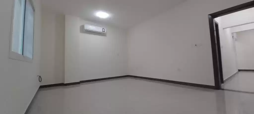 Residential Ready Property 2 Bedrooms U/F Apartment  for rent in Al Sadd , Doha #12411 - 1  image 