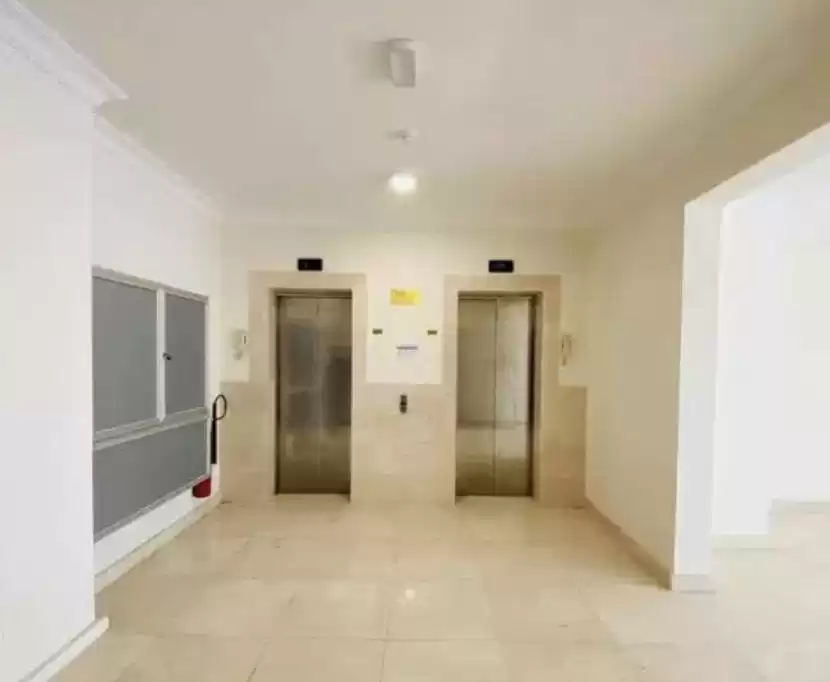 Residential Ready Property 2 Bedrooms U/F Apartment  for rent in Al Sadd , Doha #12448 - 1  image 