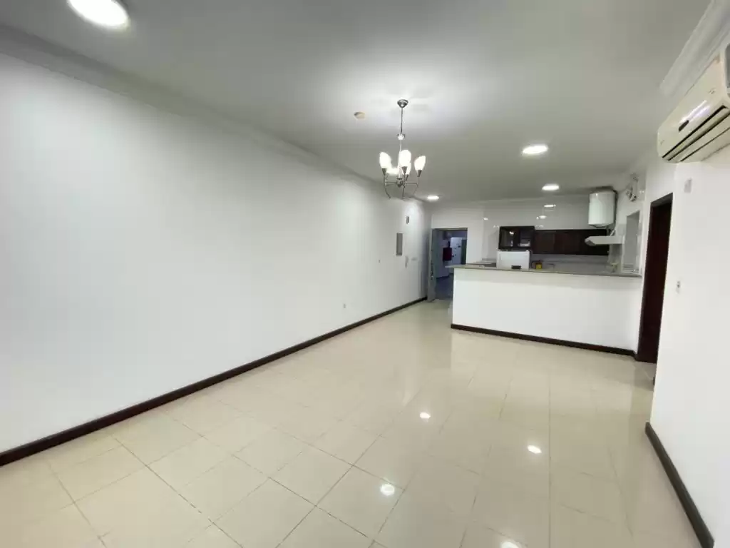 Residential Ready Property 3 Bedrooms U/F Apartment  for rent in Al Sadd , Doha #12464 - 1  image 