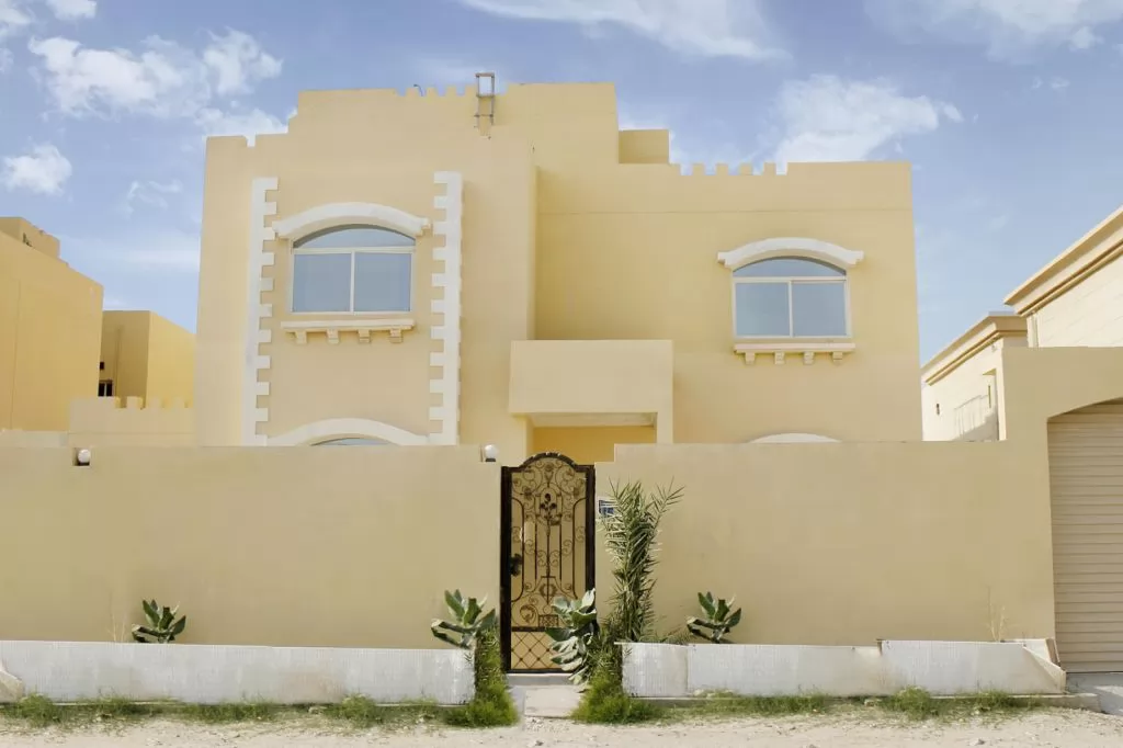 Residential Ready Property 4 Bedrooms F/F Standalone Villa  for rent in Abu-Hamour , Doha-Qatar #12479 - 1  image 
