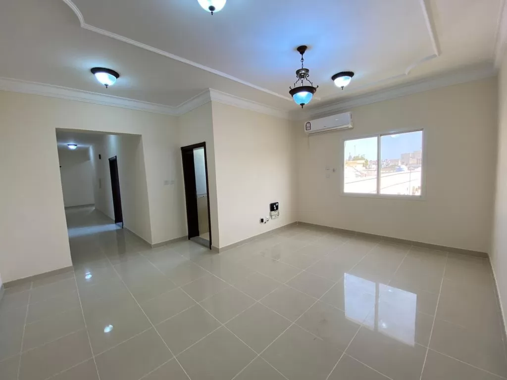 Residential Property 2 Bedrooms U/F Apartment  for rent in Old-Airport , Doha-Qatar #12558 - 1  image 