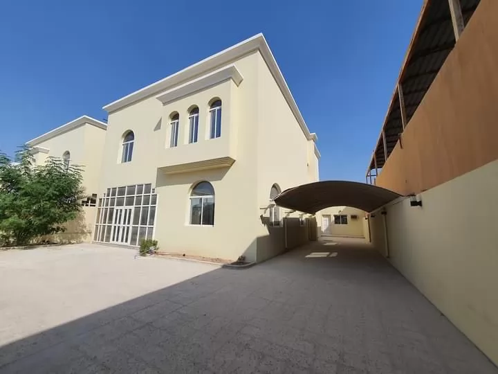 Жилой Готовая недвижимость 6 спален Н/Ф Отдельная вилла  в аренду в Доха #12568 - 1  image 