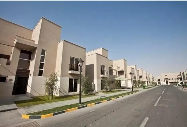 Wohn Klaar eigendom 1 Schlafzimmer F/F Duplex  zu vermieten in Al Sadd , Doha #12569 - 1  image 
