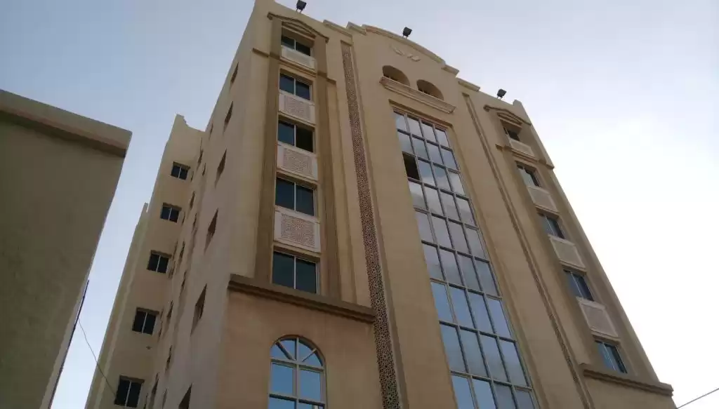 Résidentiel Propriété prête 2 chambres S / F Appartement  a louer au Al-Sadd , Doha #12575 - 1  image 