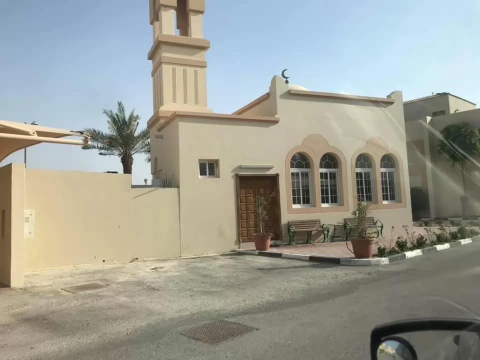Residential Ready Property 4 Bedrooms U/F Villa in Compound  for rent in Al-Waab , Doha-Qatar #12592 - 1  image 