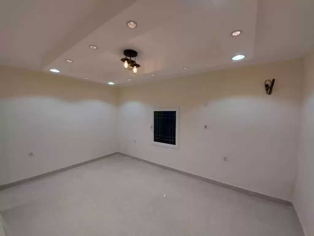 住宅 就绪物业 2 间卧室 U/F 公寓  出租 在 萨德 , 多哈 #12622 - 1  image 