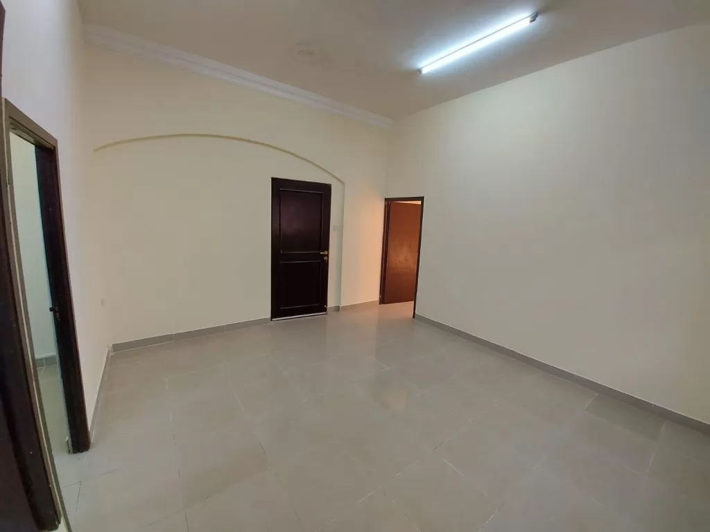 Residential Ready Property 1 Bedroom U/F Standalone Villa  for rent in Al-Rayyan #12638 - 1  image 