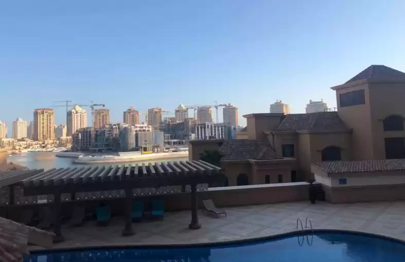 Residential Ready Property 2 Bedrooms S/F Apartment  for rent in Doha #12648 - 1  image 
