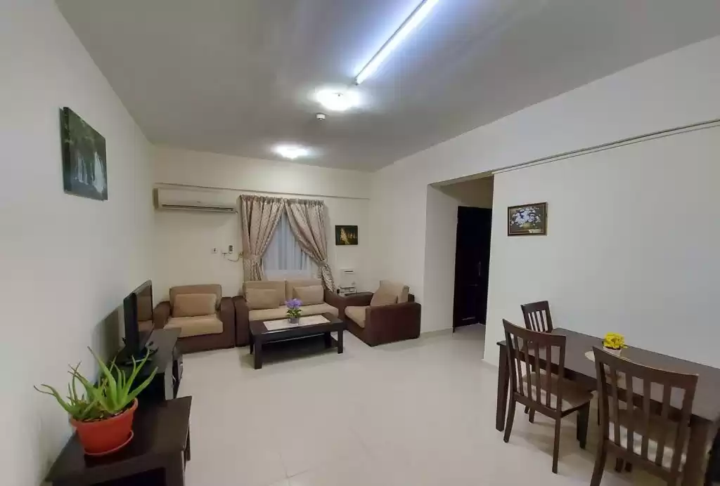 Wohn Klaar eigendom 2 Schlafzimmer F/F Wohnung  zu vermieten in Al Sadd , Doha #12655 - 1  image 