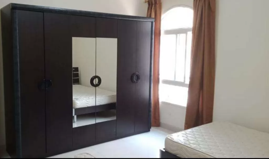 Residential Ready Property 2 Bedrooms F/F Apartment  for rent in Al-Mansoura-Street , Doha-Qatar #12663 - 6  image 
