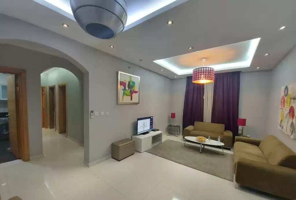 Wohn Klaar eigendom 2 Schlafzimmer F/F Wohnung  zu vermieten in Al Sadd , Doha #12665 - 1  image 