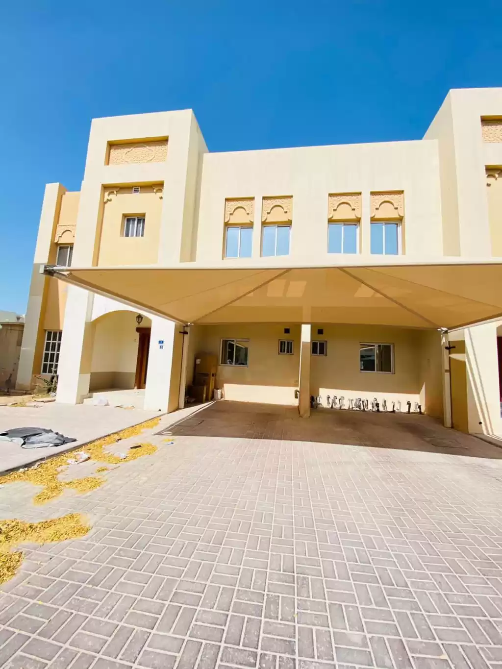 Residencial Listo Propiedad 5 habitaciones F / F Villa en Compound  alquiler en al-sad , Doha #12704 - 1  image 