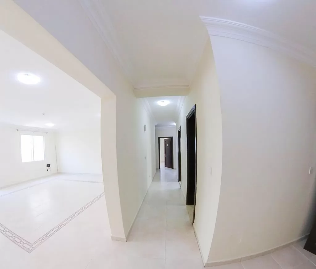 Residential Ready Property 3 Bedrooms U/F Apartment  for rent in Fereej-Bin-Mahmoud , Doha-Qatar #12733 - 1  image 