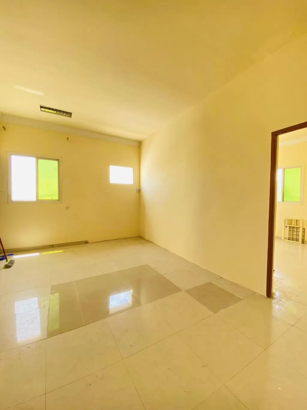 Residential Property 1 Bedroom U/F Apartment  for rent in Al-Maamoura , Doha-Qatar #12738 - 1  image 